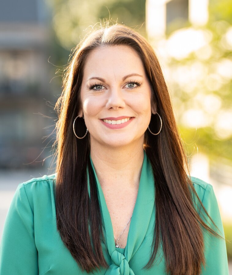 Real Estate Agent Kristina Childress