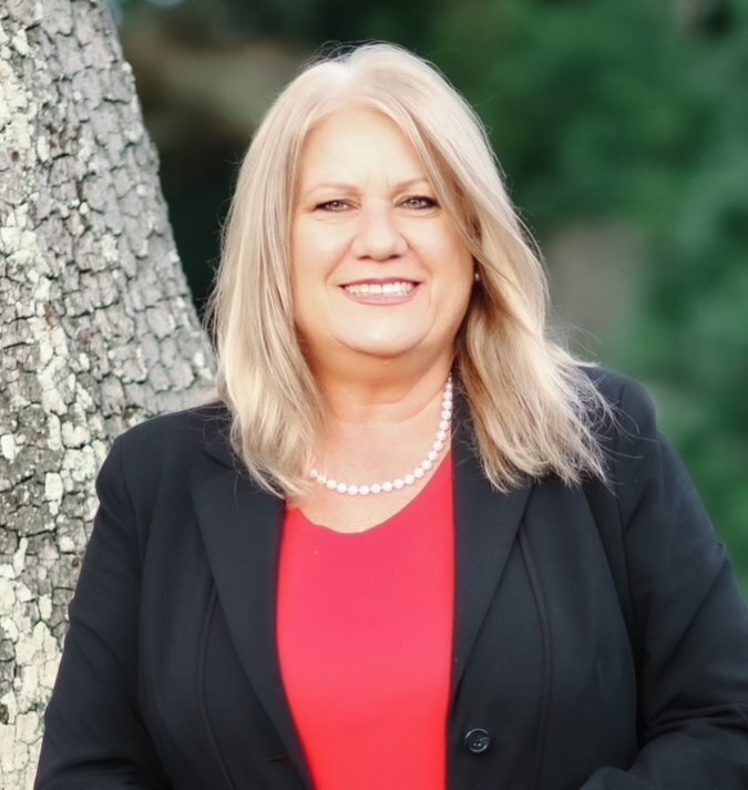 Real Estate Agent Kathryn Sechrist