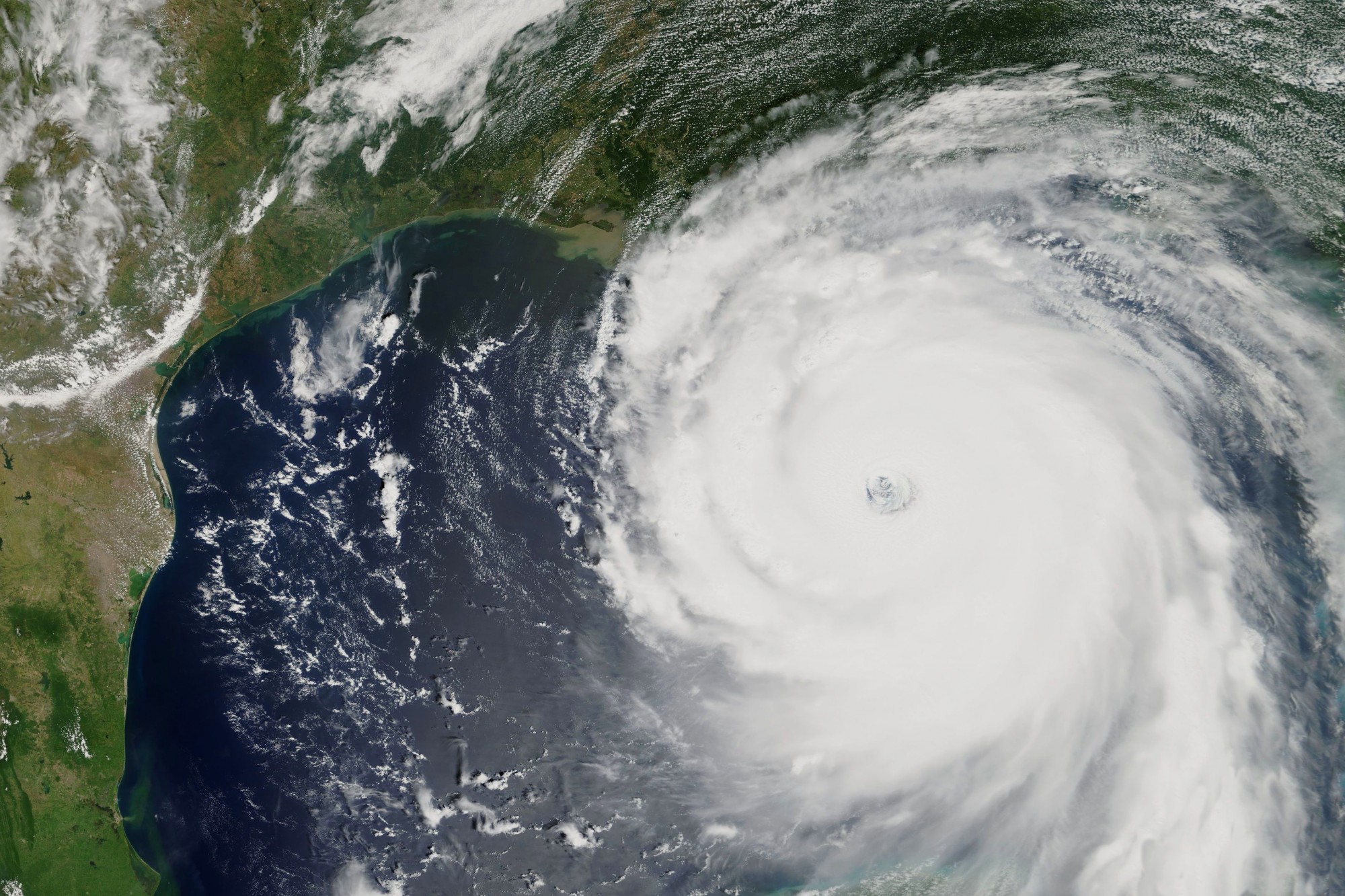 Hurricane checklist what to do before and after a storm